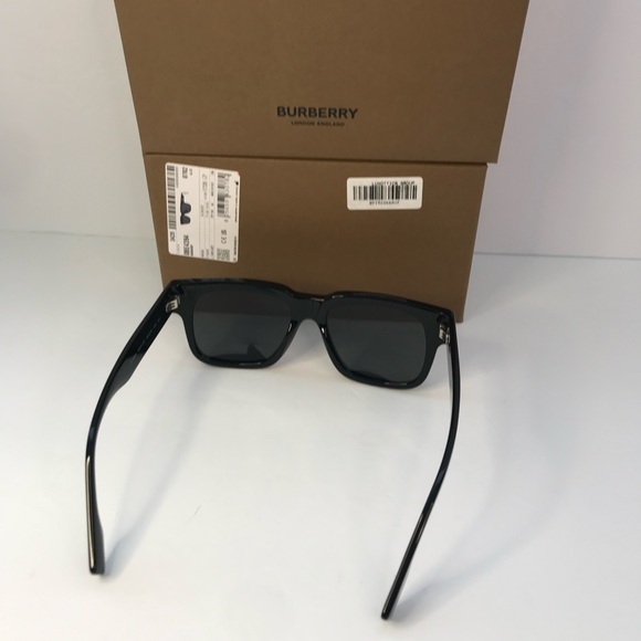 New - BURBERRY Hayden BE4394 square sunglass black frame with dark grey lenses. - Picture 8 of 14